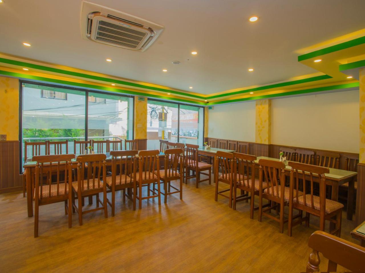 קטמנדו Oyo 255 White Zambala Hotel מראה חיצוני תמונה