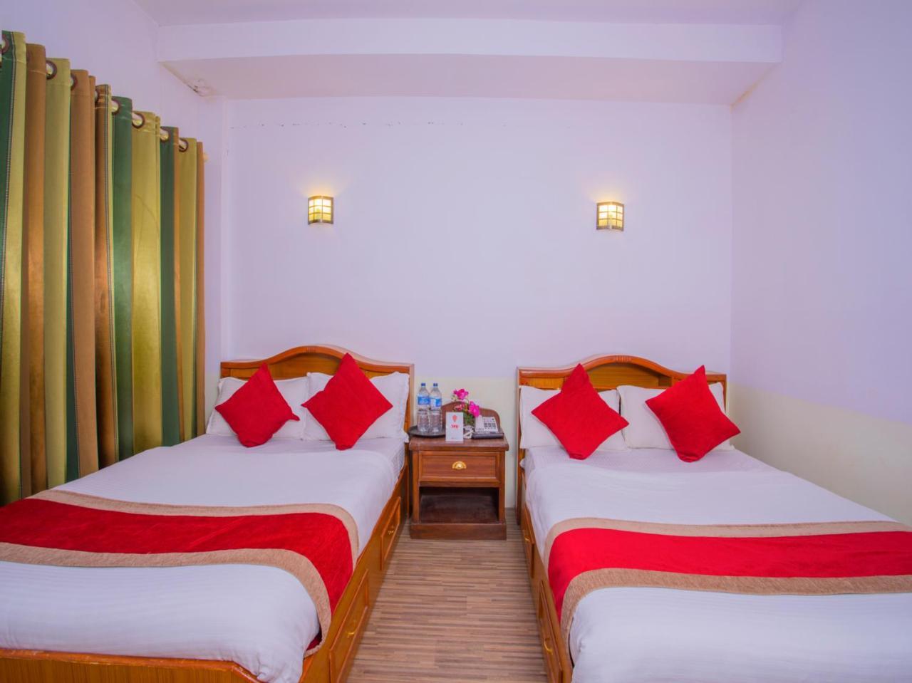 קטמנדו Oyo 255 White Zambala Hotel מראה חיצוני תמונה