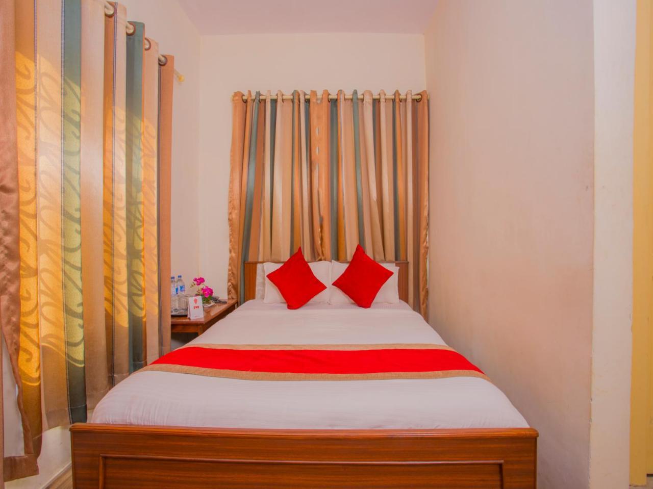 קטמנדו Oyo 255 White Zambala Hotel מראה חיצוני תמונה