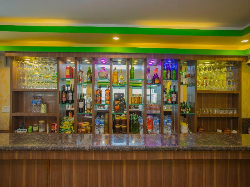 קטמנדו Oyo 255 White Zambala Hotel מראה חיצוני תמונה